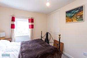 Bedroom- click for photo gallery